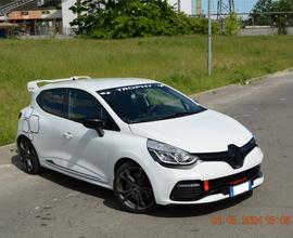 Clio IV RS Trophy