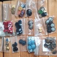 Stock bottoni per merceria e sartoria 