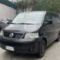 VOLKSWAGEN Multivan 2.5 TDI/174CV Tiptr.Highline