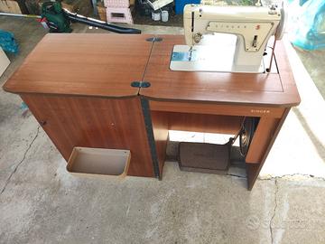 Machina da cucire Singer a pedale