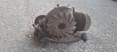 Vespa faro basso motore