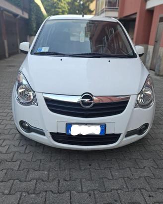 Opel Agila 1.0 cc 68 CV (anno 2014)