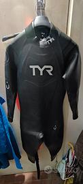 muta da nuoto tyr