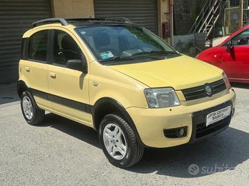 Fiat Panda 1.3 MJT 16V 4x4 tetto apribile cechi fu