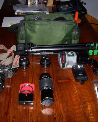 Pentax MX con accessori