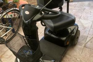 scooter elettrico disabili anziani 