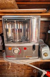 Stufa a combustibile liquido a stoppino