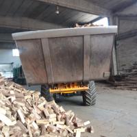 Legna da ardere secca di quercia e faggio 