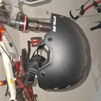 CASCHETTO A TAZZA BAMBINO BICI