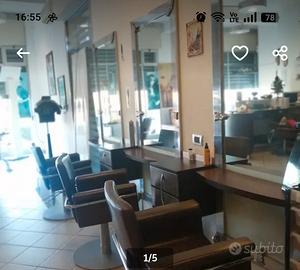 Arredamento sala per parrucchiera