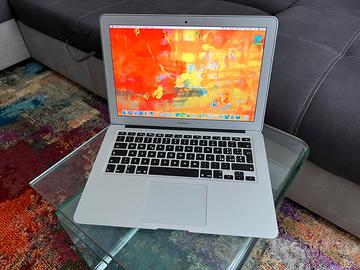 MacBook air A1466 2015