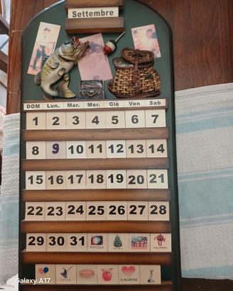 Calendario Perpetuo in Legno da Parete, Vintage 