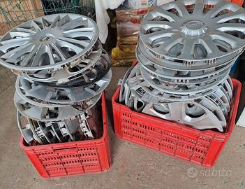 Copri cerchioni usati vari tipi