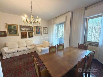 QUADRILOCALE CON BOX IN VIA CREMAGNANI 13, VIMERCA