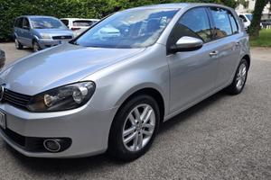 Volkswagen Golf 1.6 TDI 5p. Highline Neopatentati