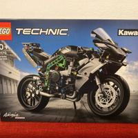 Lego technic “Kawasaki ninja H2R”