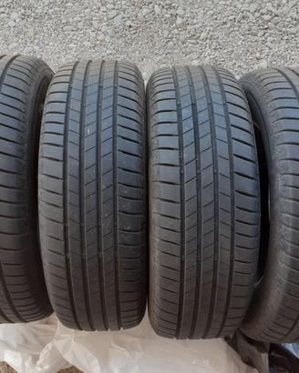Gomme Bridgestone 195/65/15