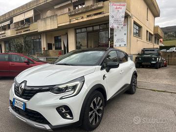 Renault Captur Full Hybrid E-Tech 145 CV Techno