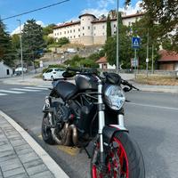 Ducati monster 821 dark (35kw/82kw)