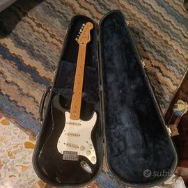 chitarra elettrica Fender Squier anniversario 