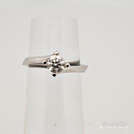 solitario E color VS2 IGI ANVERSA