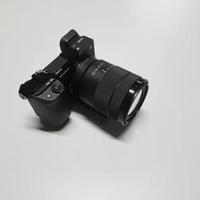 Sony a6400 + Sony 18-135mm