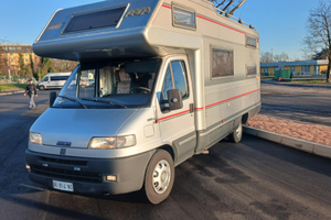 Arca470 7 posti letto con clima in camper