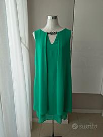 abito elegante con veli 