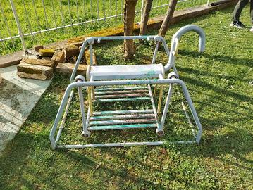 dondolo e altalena antica