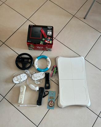 Nintendo Wii mini mario kart + 7 giochi + 10 acc.