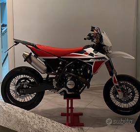 Fantic XMF 125 4t MOTARD