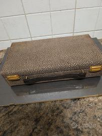 set da viaggio in pelle e tapiro