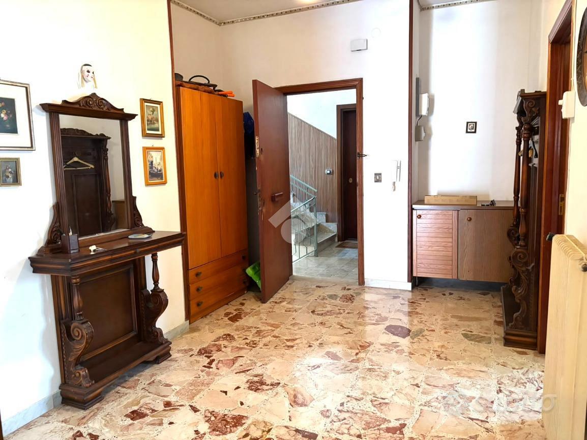 4 LOCALI A GALLIPOLI - Vista 3