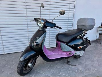 Scooter Hanana Aprilia 125