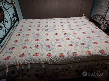 copriletto  vintage uncinetto fatto a mano