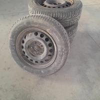 Cerchi e gomme 195/65/15