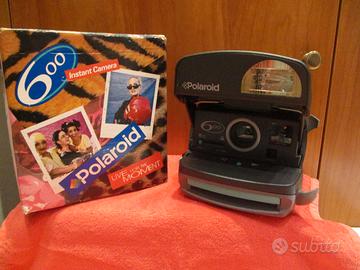Macchina Fotografica Vintage - 600 Instant Camera