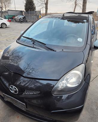 TOYOTA AYGO 1a Serie DL 2007 PER RICAMBI