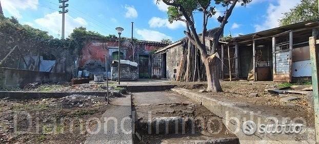 Rustico -casa singola con terreno a macchia - Altro