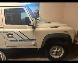 LAND ROVER Defender - 1988