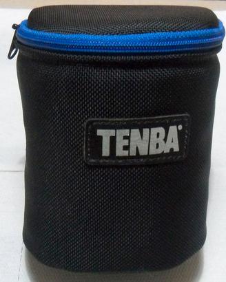 Piccole custodie fotografiche della "TENBA"