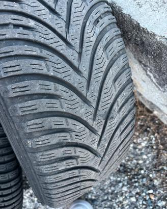 gomme invernali Krisalp HP3 con cerchio