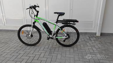 Bici con pedalata assistita  raggio 26