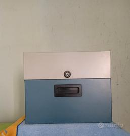 Cassetto porta utensili o documenti