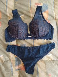 Intimissimi- completo intimo blu scuro in pizzo 