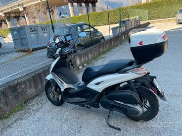 Piaggio Beverly 350 cc Anno 2017 61.000 km