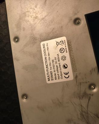 Base Ventilazione e Ricarica per PlayStation 4 PS4