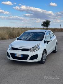 Kia Rio 1.1 2013