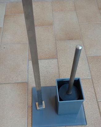 Piantana porta rotolo e scopino