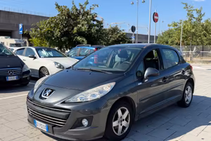Peugeot 207 1.4benzina 75cv - 63.000 - euro5